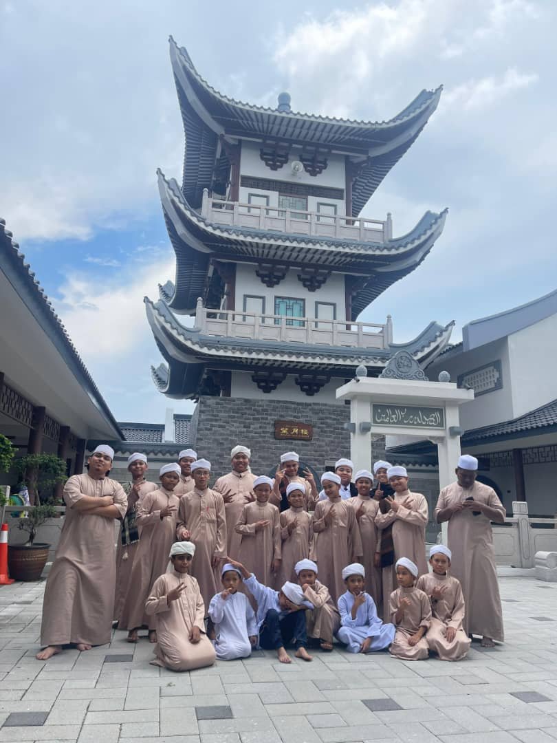 Lawatan pendidikan pelajar Maahad Tahfidz Darul Furqon